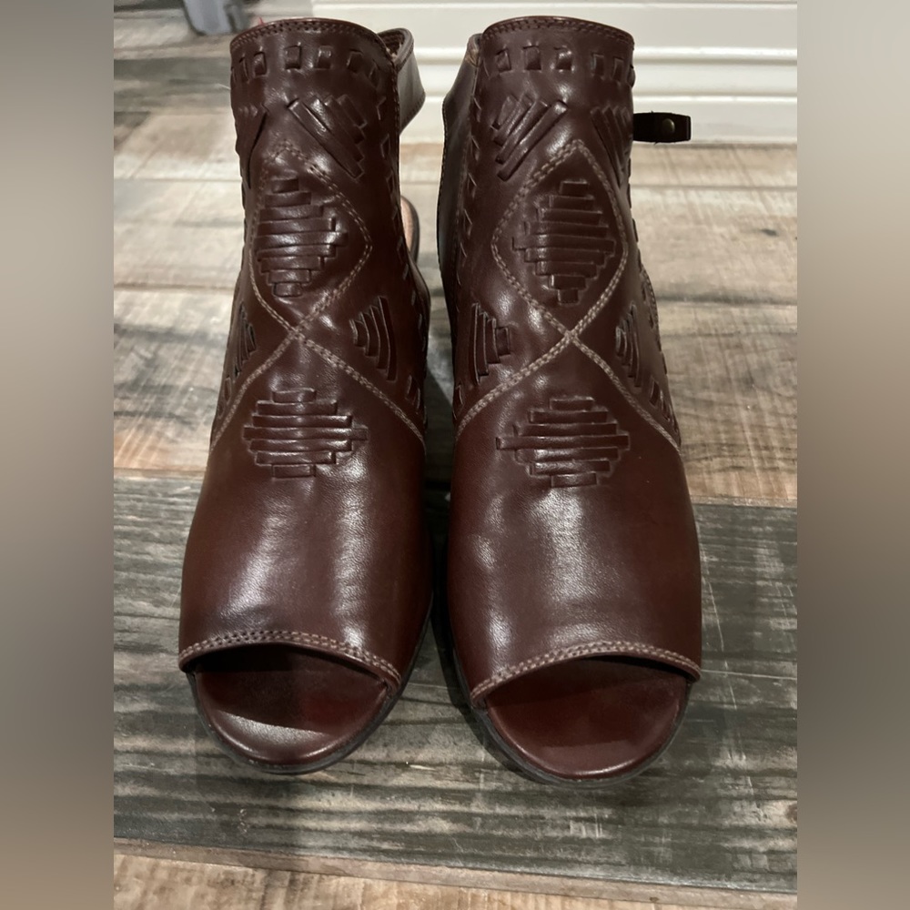 Size 11 Baretraps.  Booties with 2.5 inch heels.